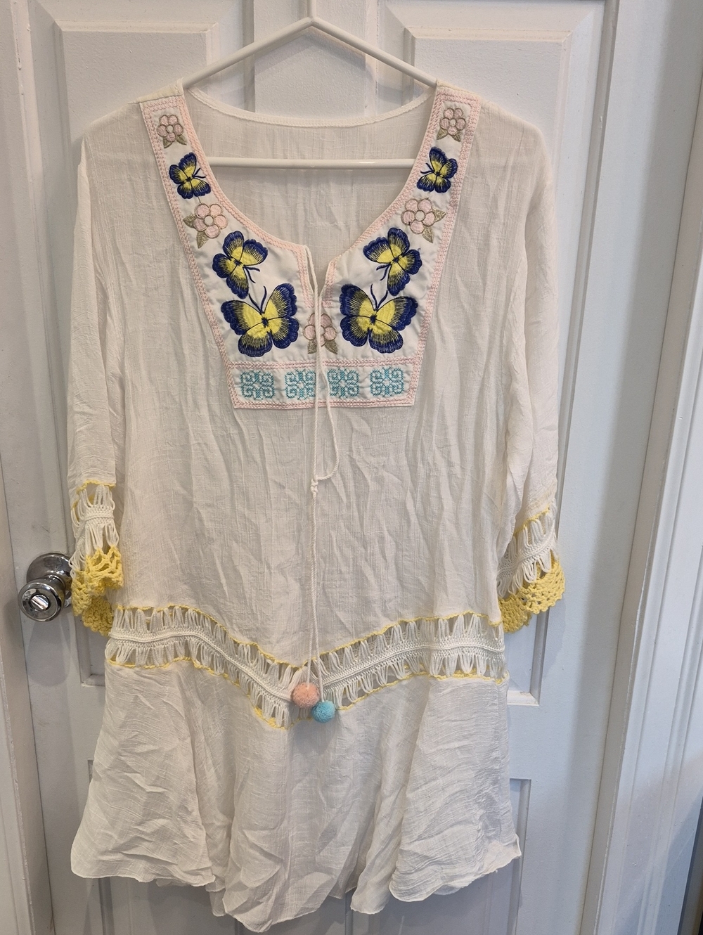 Women's White Casual Or Beach Wear Tunic with Yellow & Blue Butterfly Embroidery